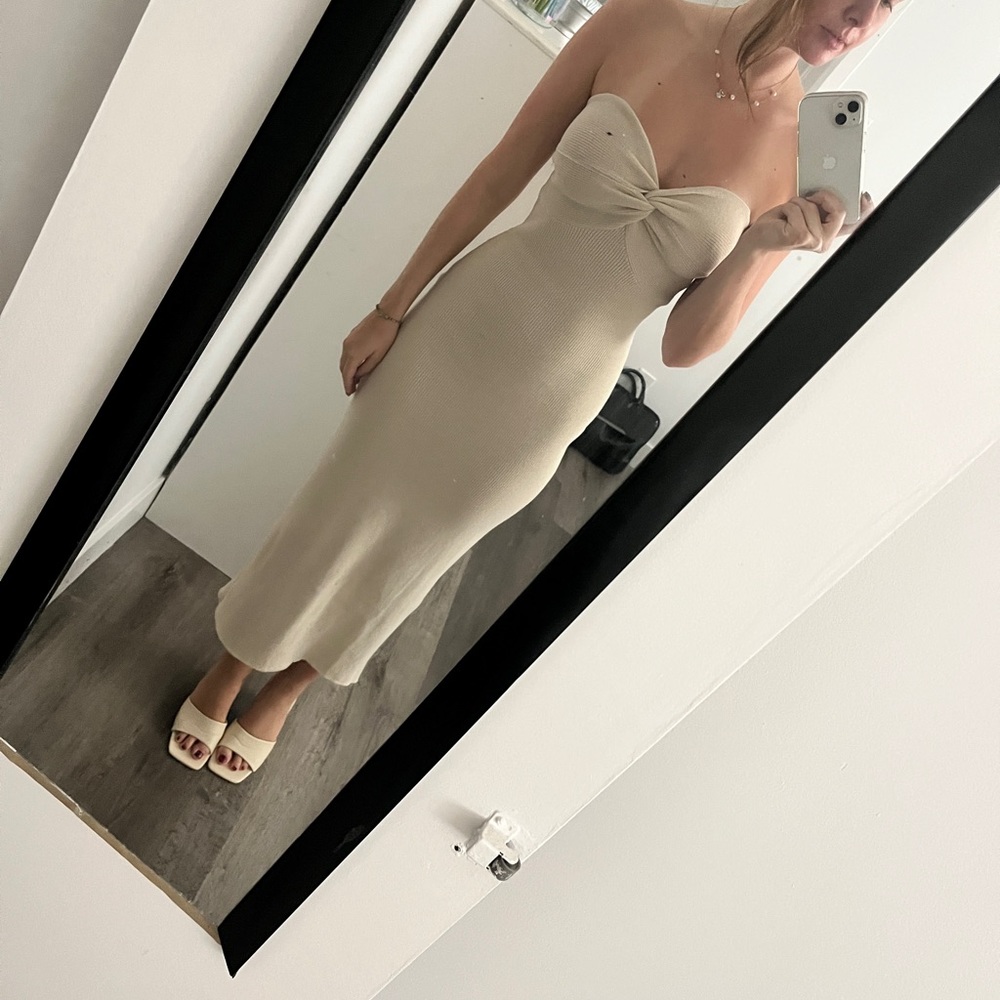 Strapless maxi knit dress